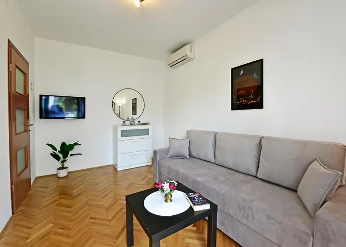 Apartments Mina