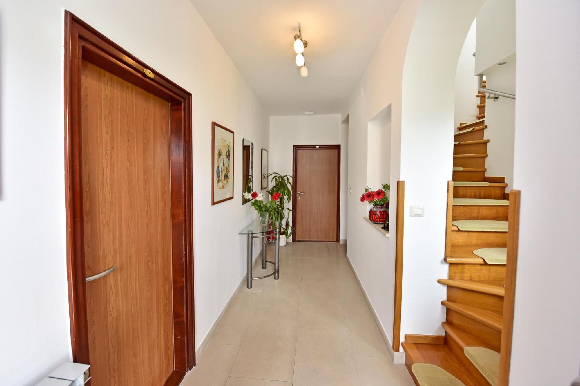 Mina Apartment